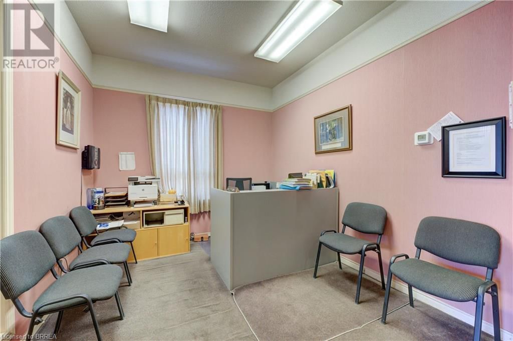 75 CHATHAM STREET Image 10