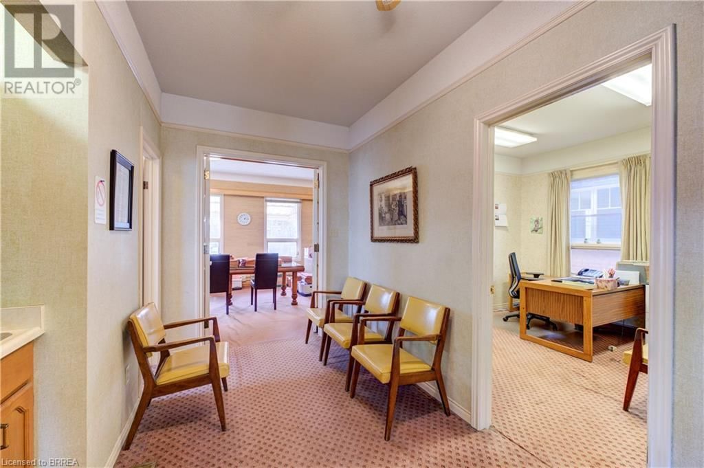 75 CHATHAM STREET Image 35