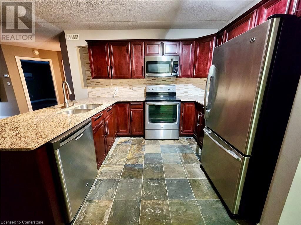 212 - 2020 CLEAVER AVENUE Image 3