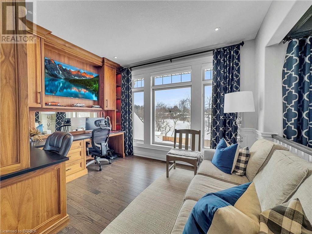 16 WESTLAKE BOULEVARD Image 30