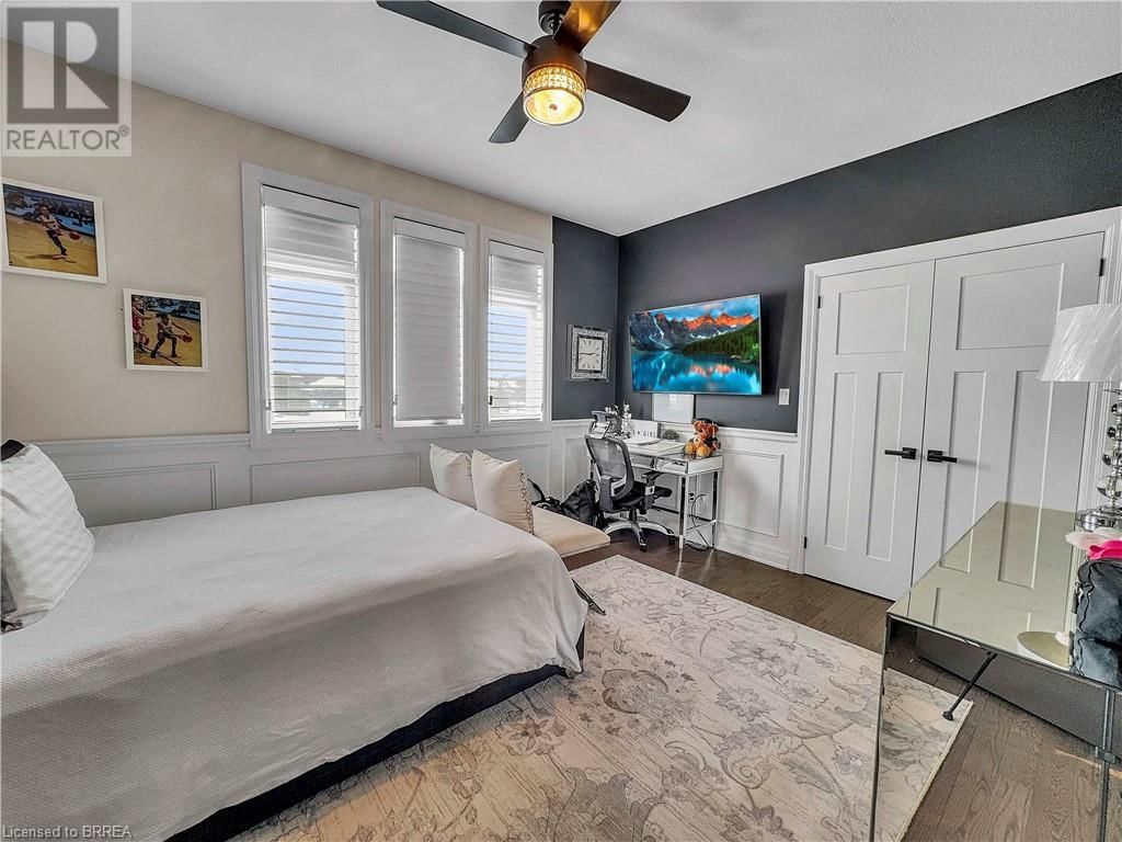 16 WESTLAKE BOULEVARD Image 31