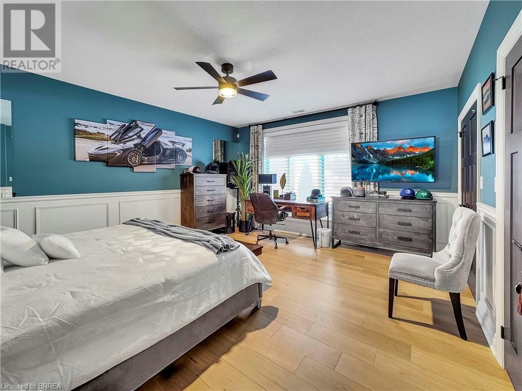 16 WESTLAKE BOULEVARD Image 39