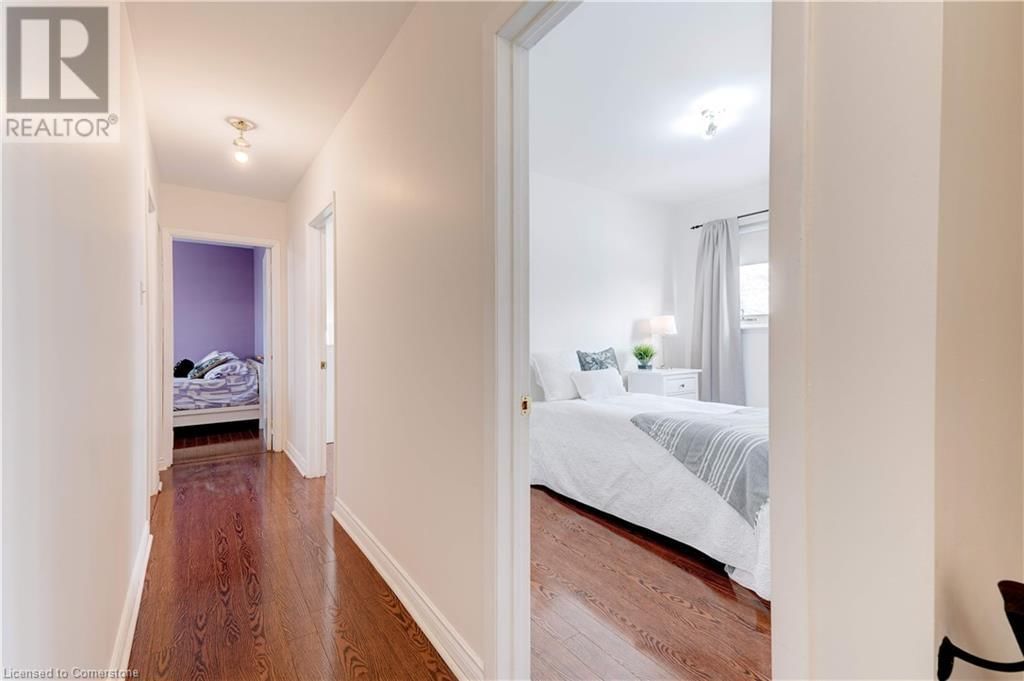 31 TINTON CRESCENT Image 15