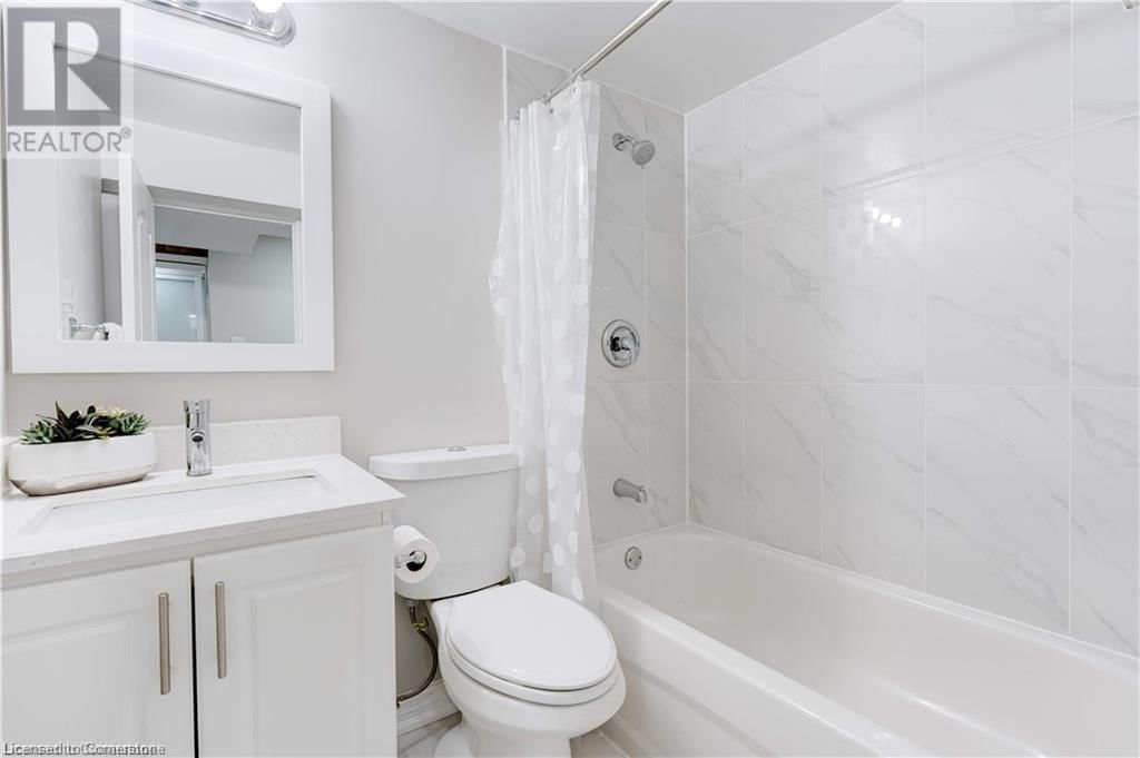 31 TINTON CRESCENT Image 28