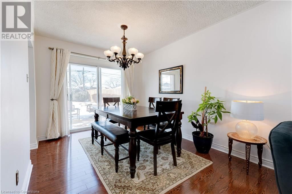 31 TINTON CRESCENT Image 8