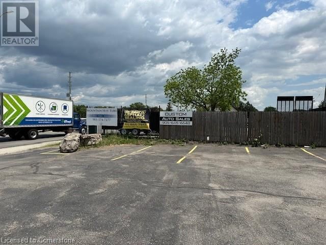 1360 RYMAL ROAD EAST Image 16