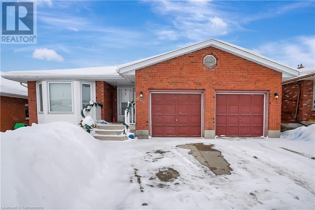 562 CHAMPLAIN BOULEVARD Image 1