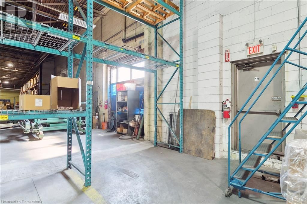 1 - 1141 KING ROAD Image 23