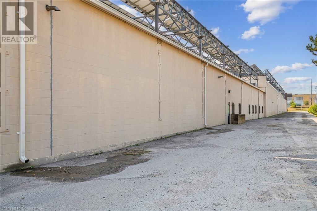 1 - 1141 KING ROAD Image 45