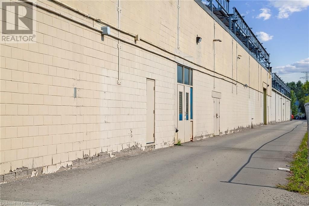1 - 1141 KING ROAD Image 48