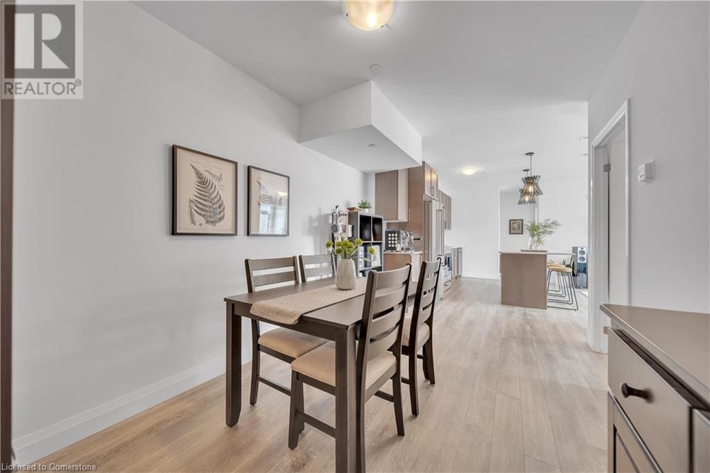 410 - 1 REDFERN AVENUE Image 12
