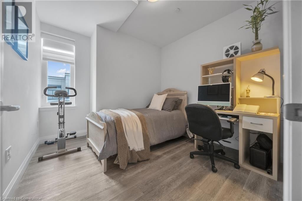 410 - 1 REDFERN AVENUE Image 18