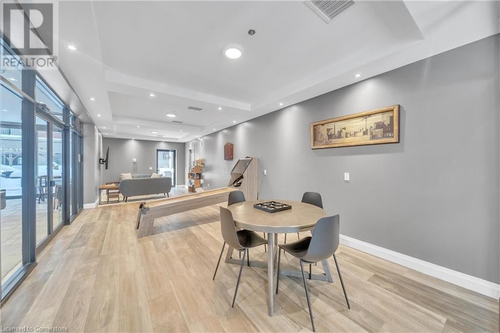 410 - 1 REDFERN AVENUE Image 29