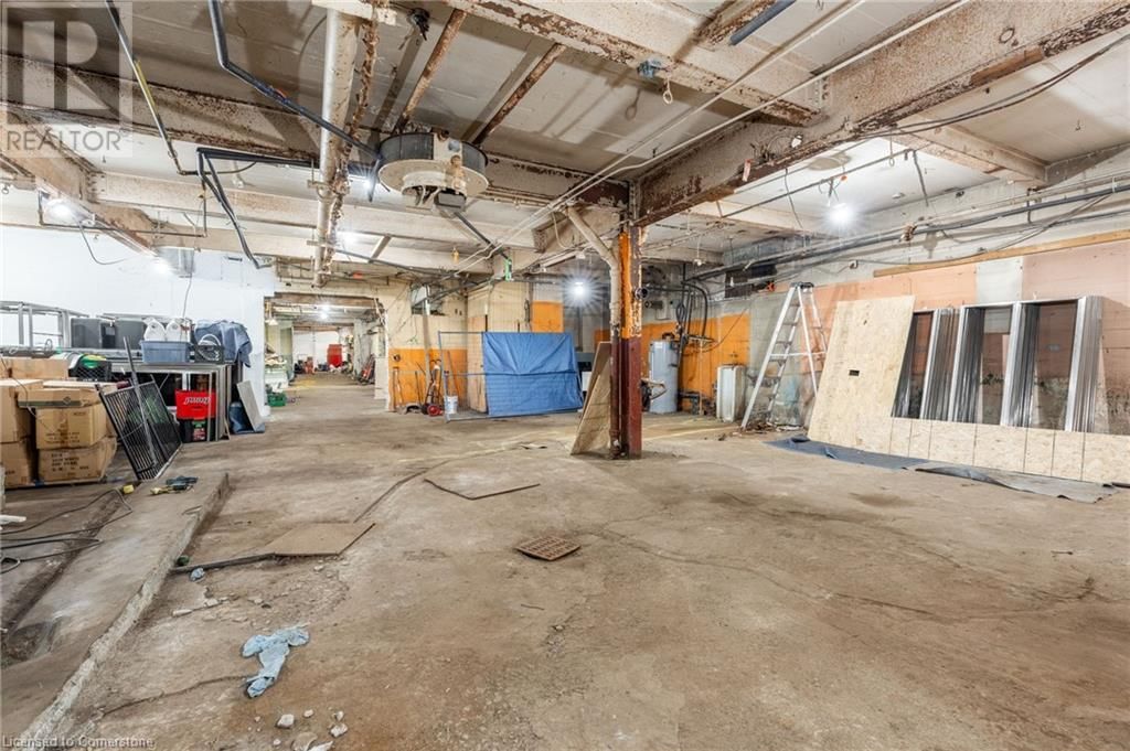 24 CLARK AVENUE Image 10