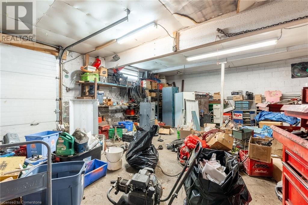 24 CLARK AVENUE Image 16