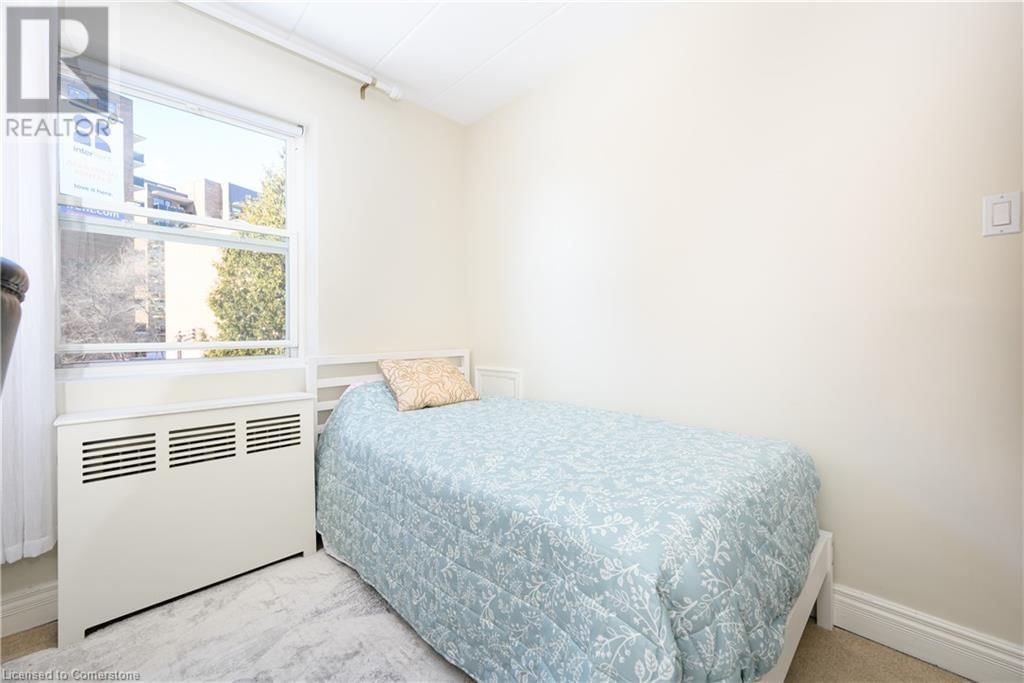 9 - 2422 NEW STREET Image 25