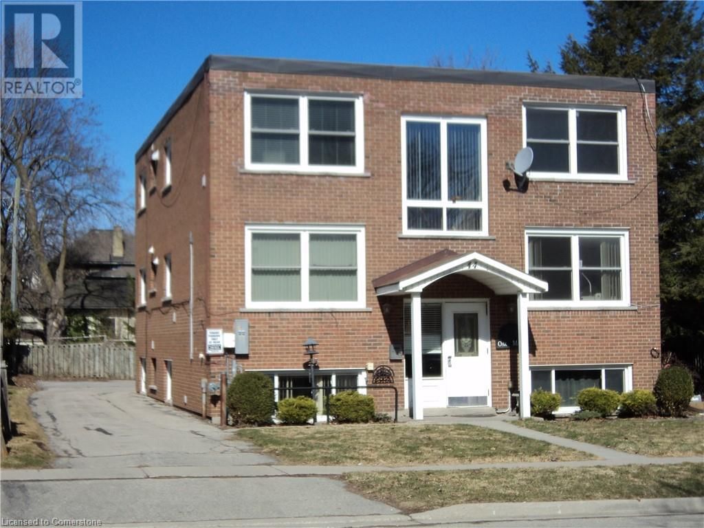 44 MEMORIAL AVENUE Image 2
