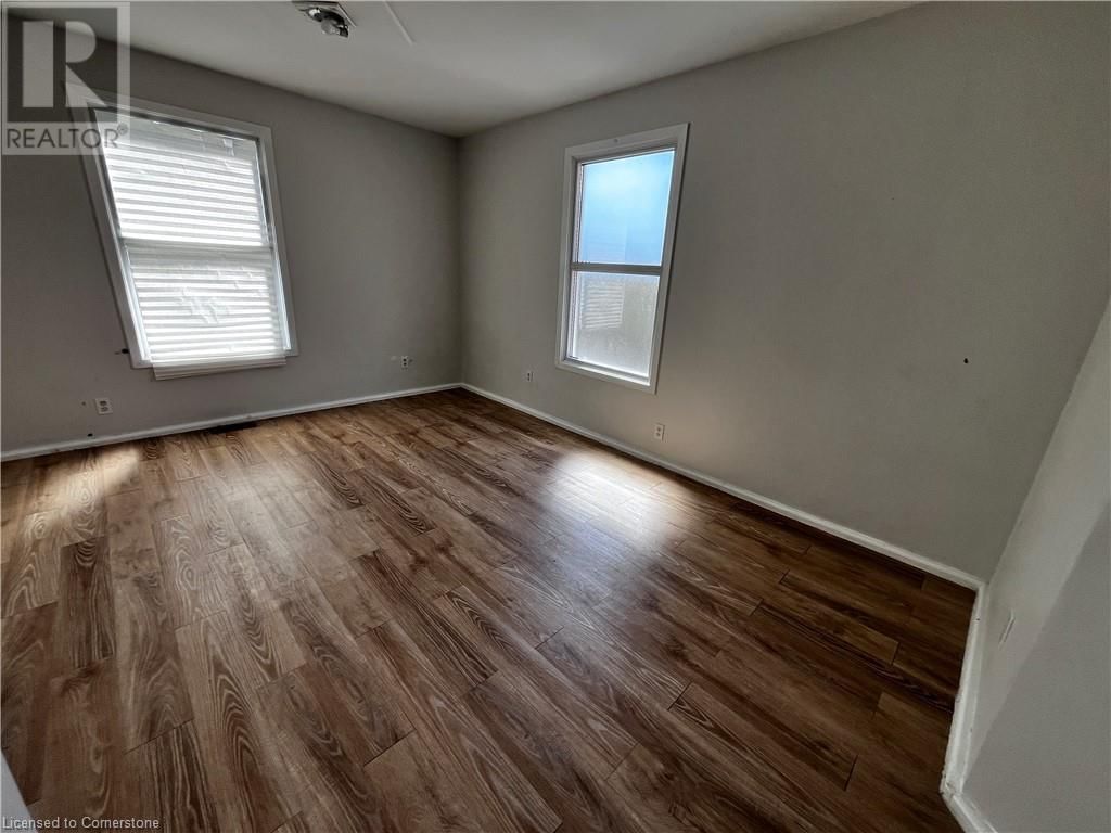 19 SCHNEIDER AVENUE Image 19