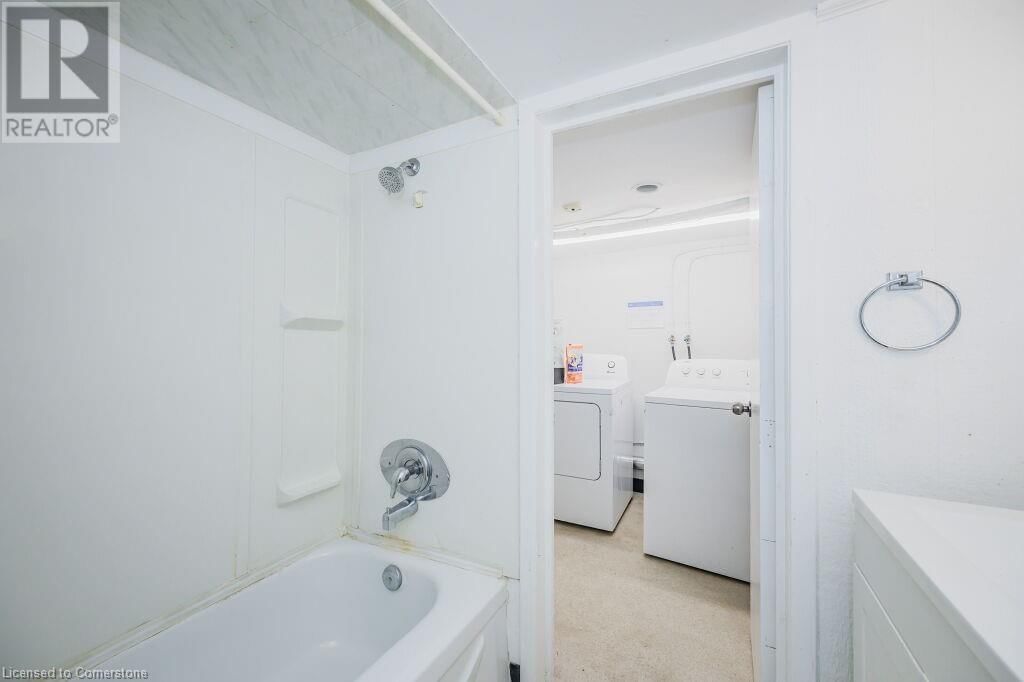 19 SCHNEIDER AVENUE Image 24