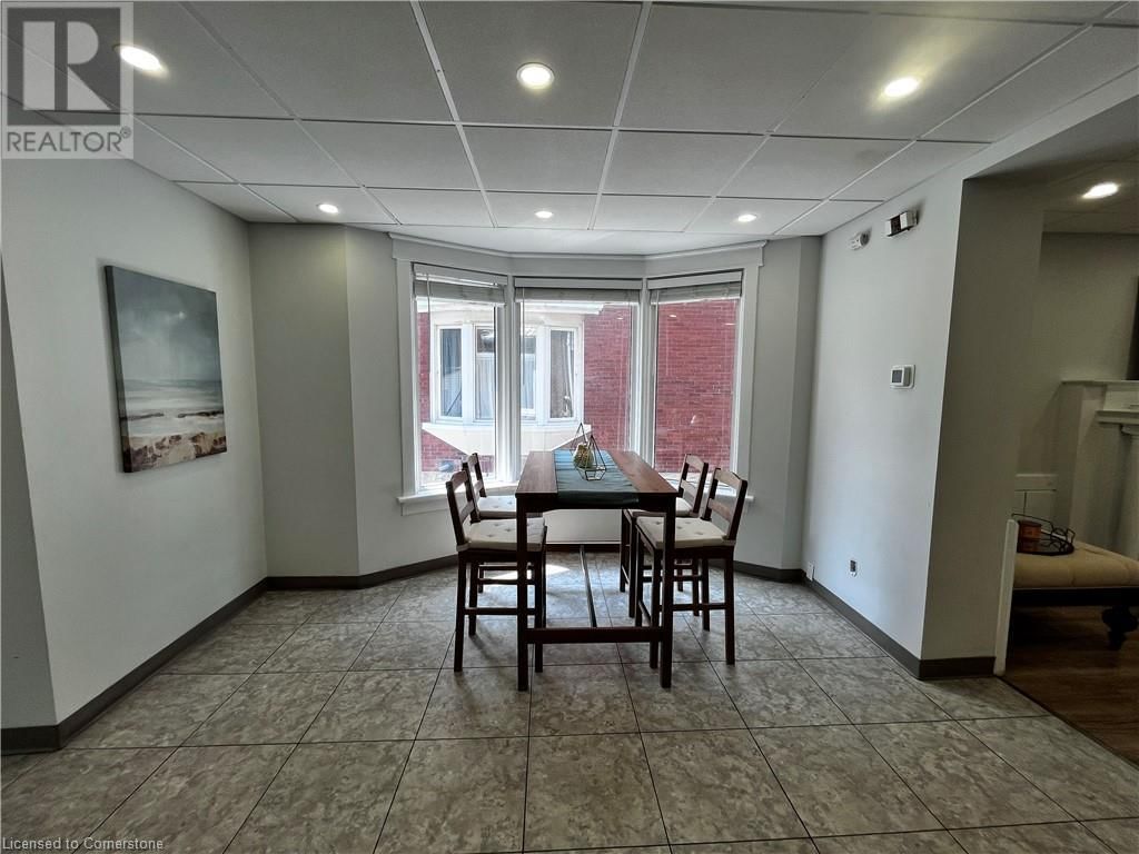 19 SCHNEIDER AVENUE Image 8