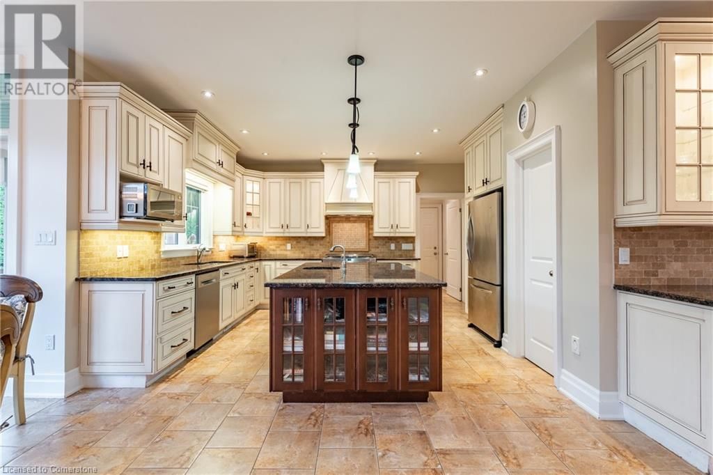 2 BUNNY GLEN DRIVE Image 11