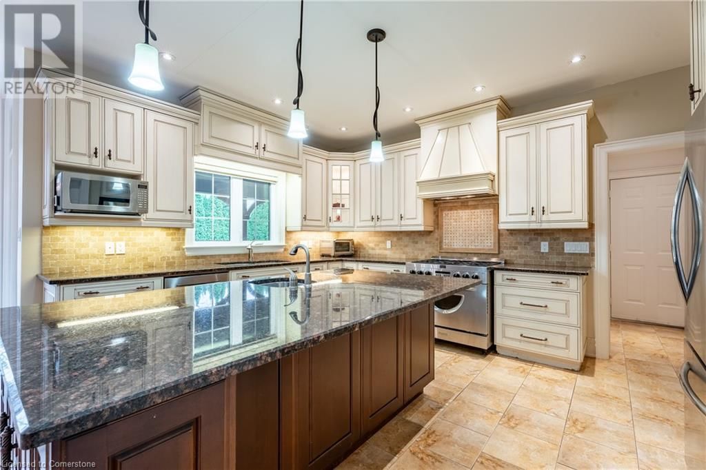 2 BUNNY GLEN DRIVE Image 12