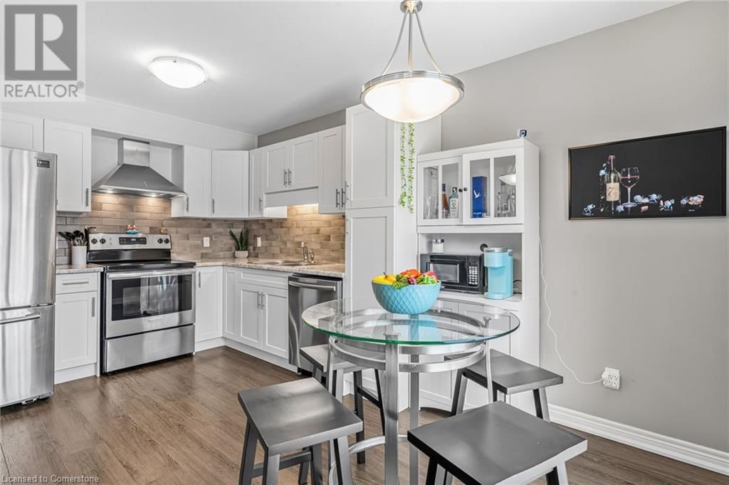 111 HERON STREET Image 12