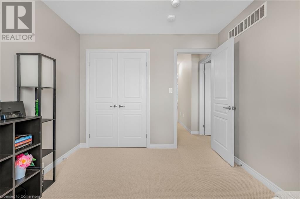 111 HERON STREET Image 24