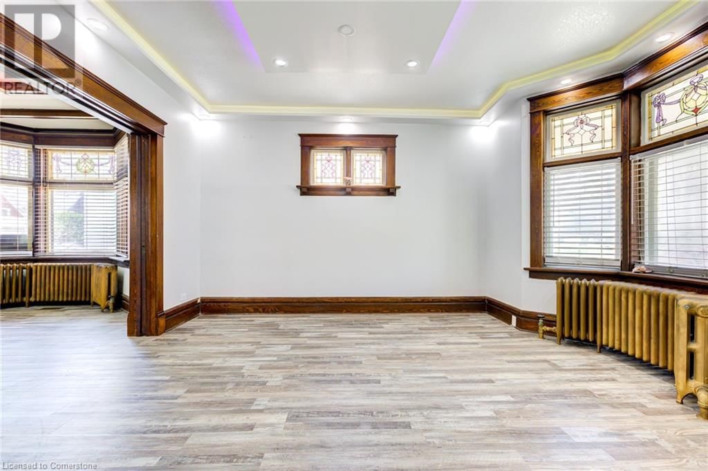 59 IRVIN STREET Image 12