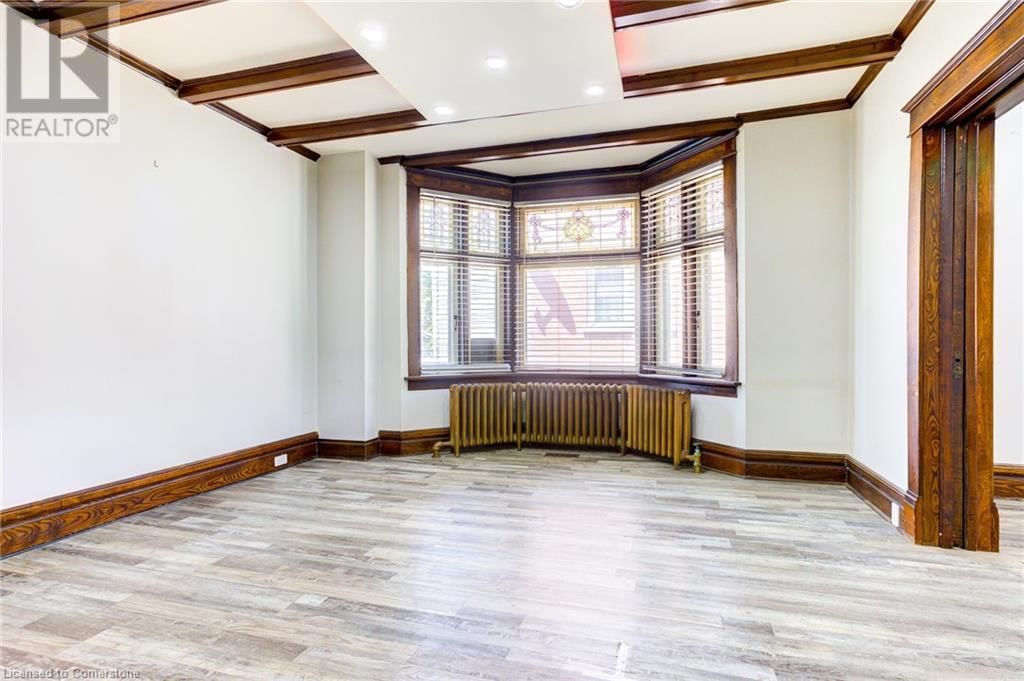 59 IRVIN STREET Image 15