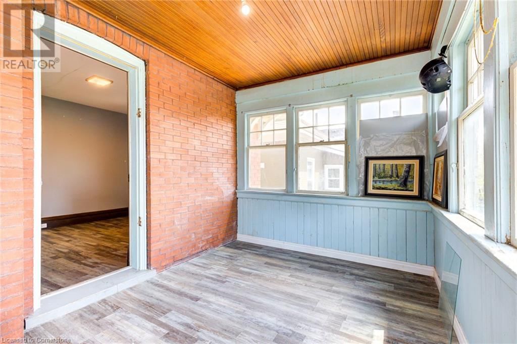 59 IRVIN STREET Image 29