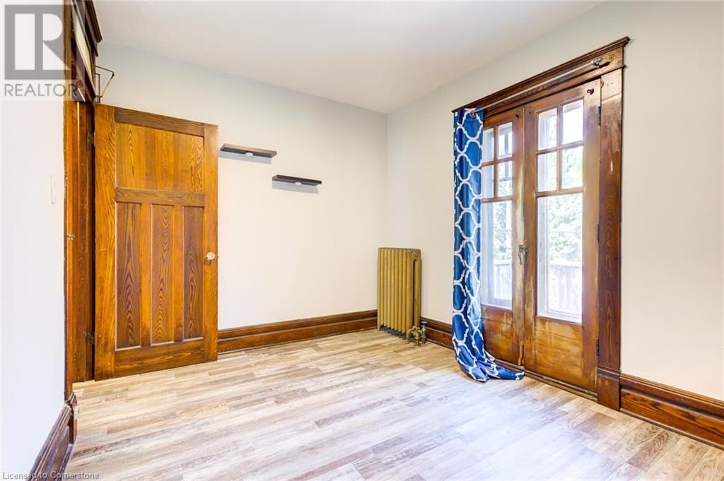 59 IRVIN STREET Image 31