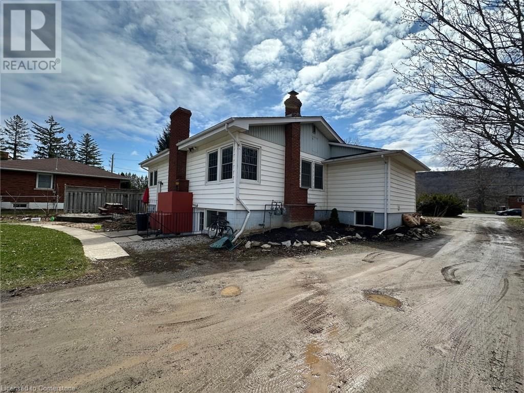 251 KING STREET EAST Image 18