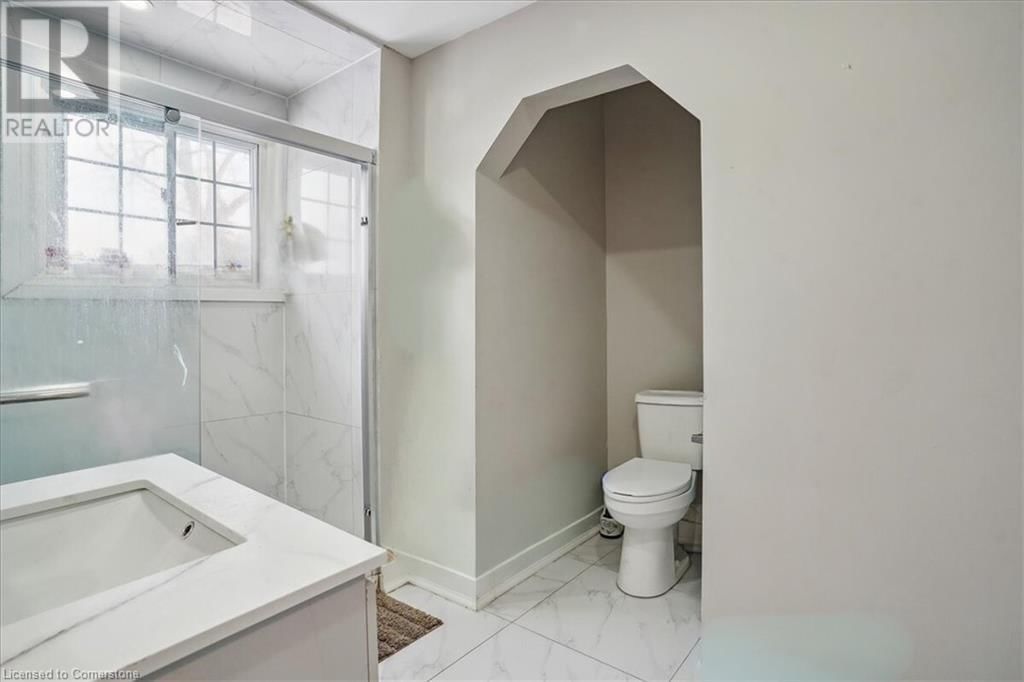 251 KING STREET EAST Image 9