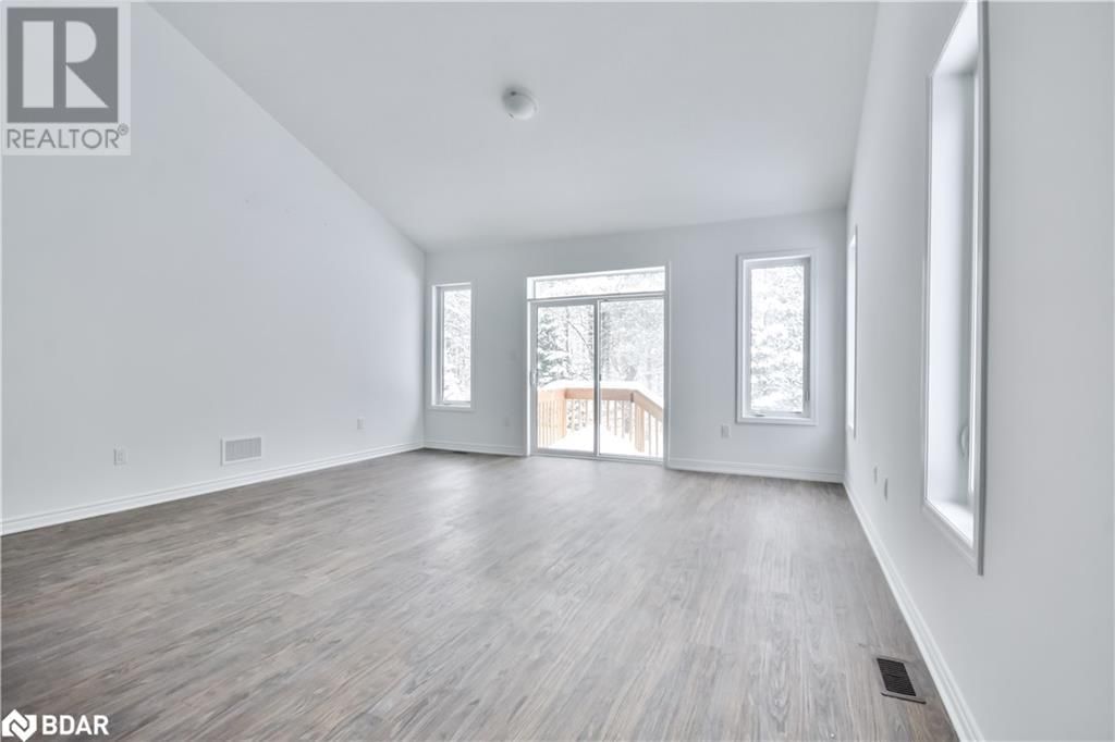 10 DYER CRESCENT Image 15