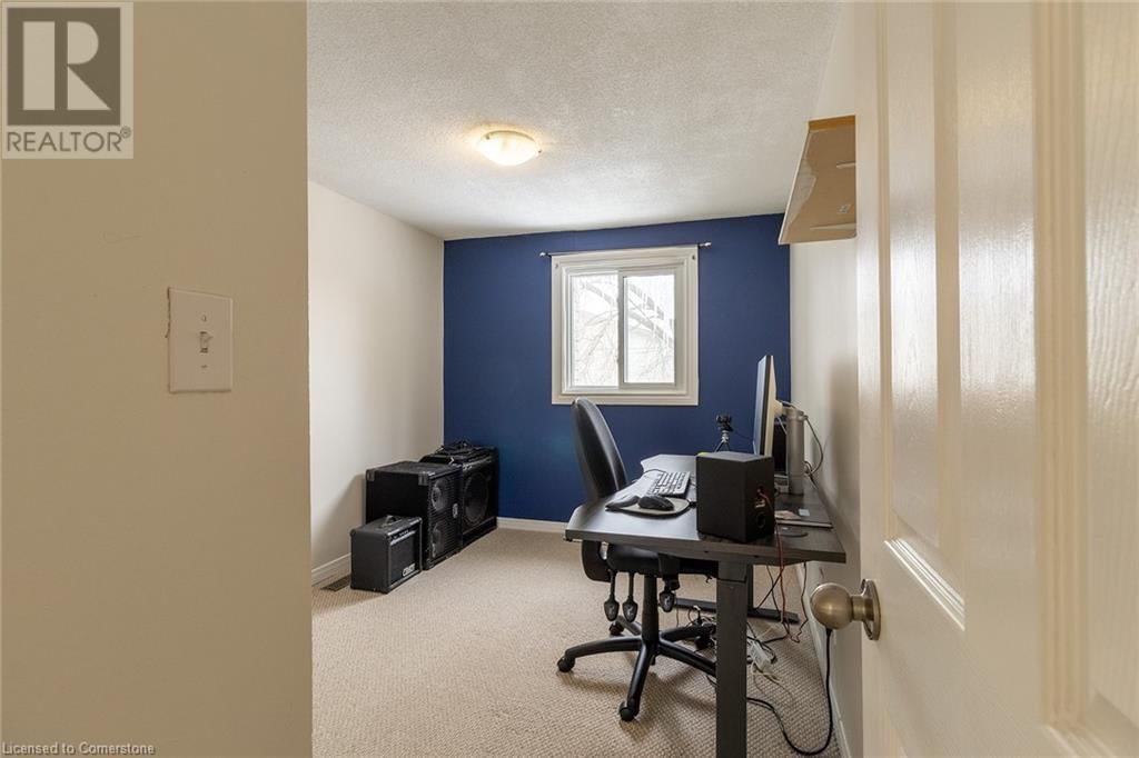 58 ROMY CRESCENT Image 19