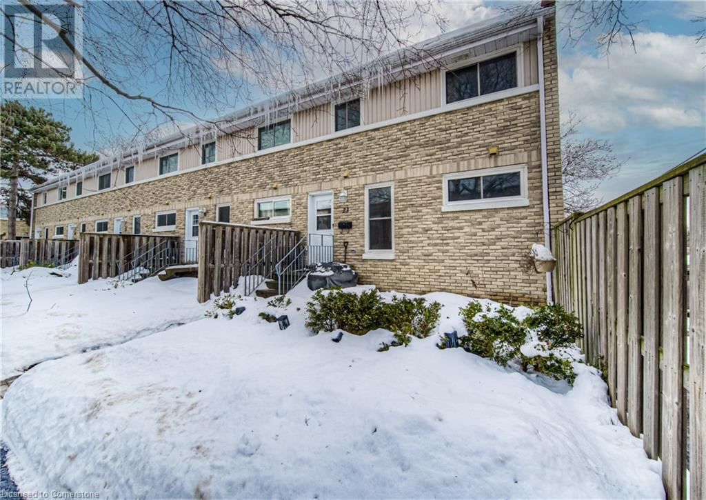 23 - 35 BRECKENRIDGE DRIVE Image 3