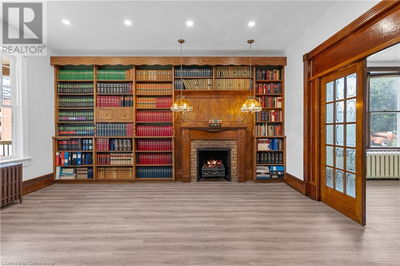Commercial for Rent in Ontario