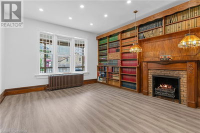 Commercial for Rent in Ontario