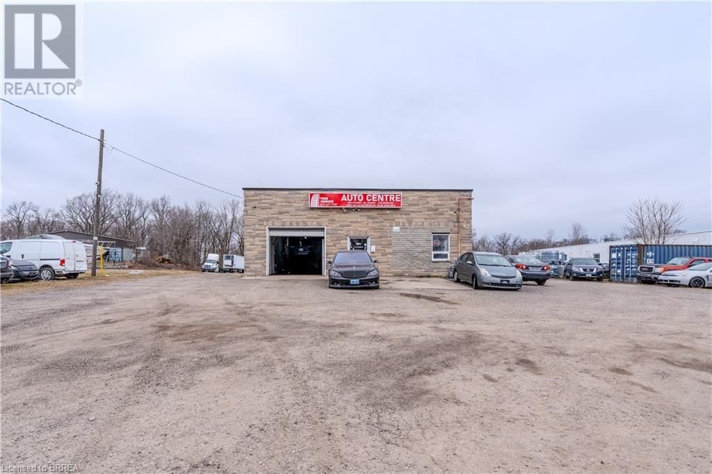 663 COLBORNE STREET WEST Image 2