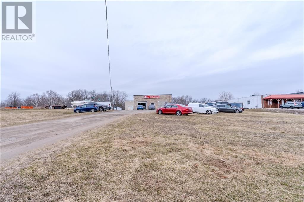 663 COLBORNE STREET WEST Image 3