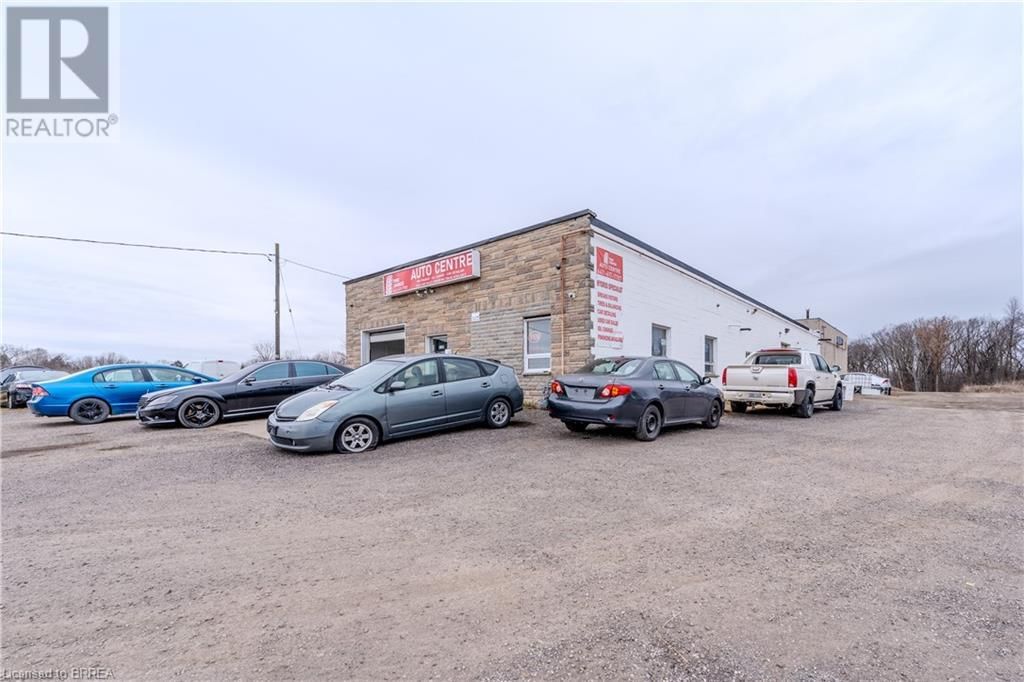 663 COLBORNE STREET WEST Image 5