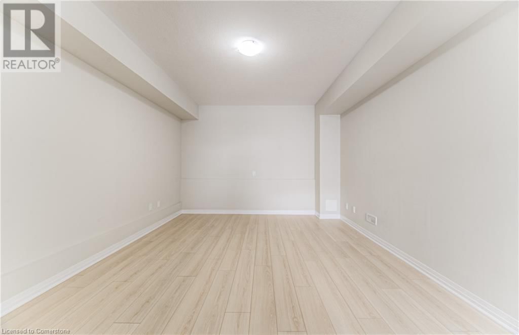 17 WELLNESS AVENUE Image 32