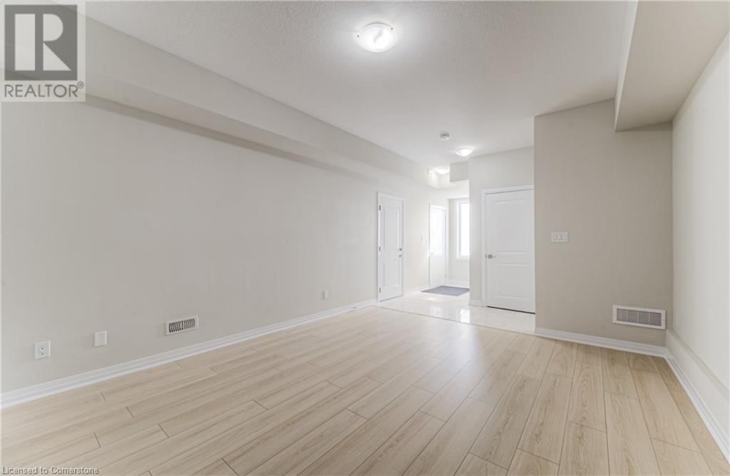 17 WELLNESS AVENUE Image 33