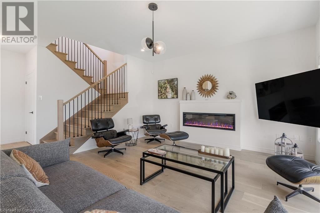 48 MACALISTER BOULEVARD Image 17