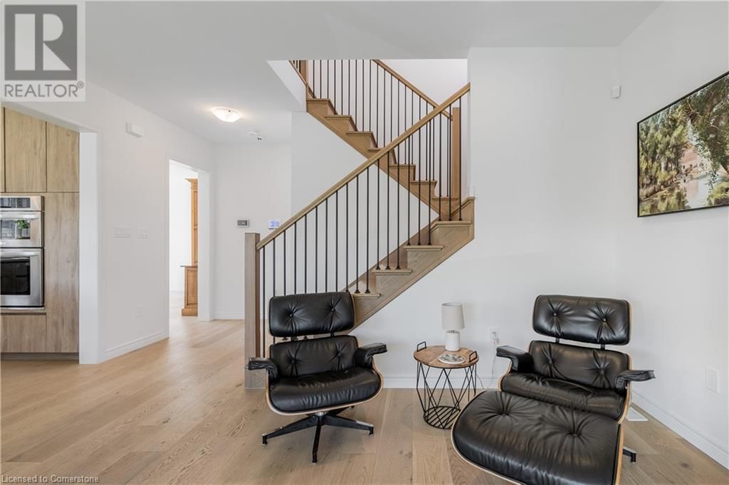 48 MACALISTER BOULEVARD Image 19