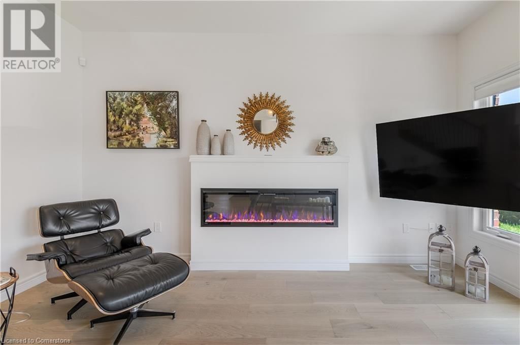 48 MACALISTER BOULEVARD Image 20