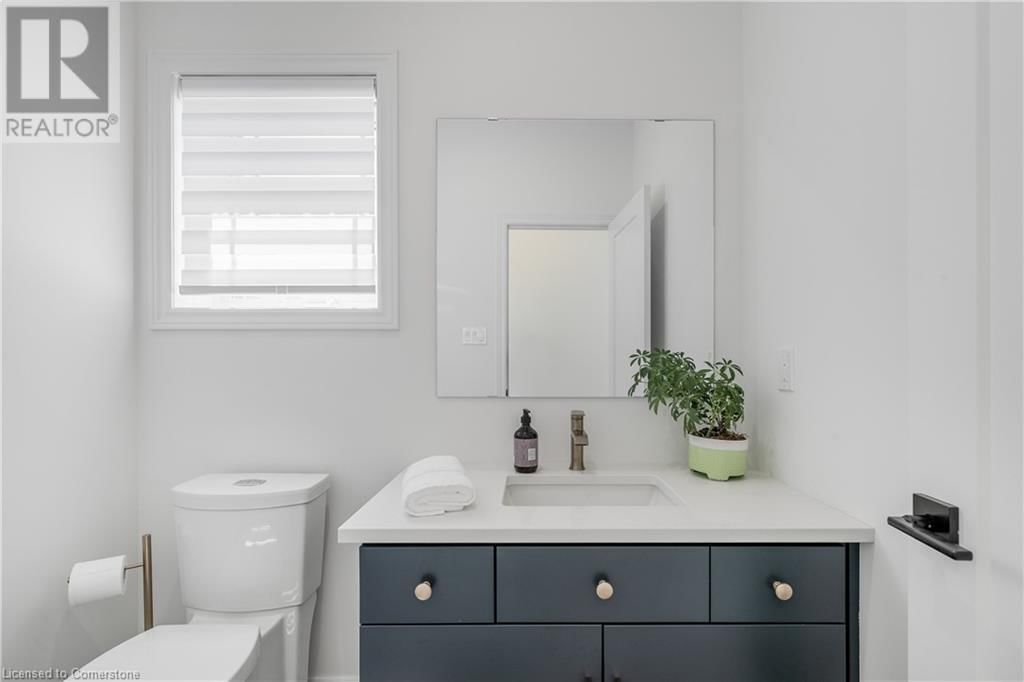48 MACALISTER BOULEVARD Image 5