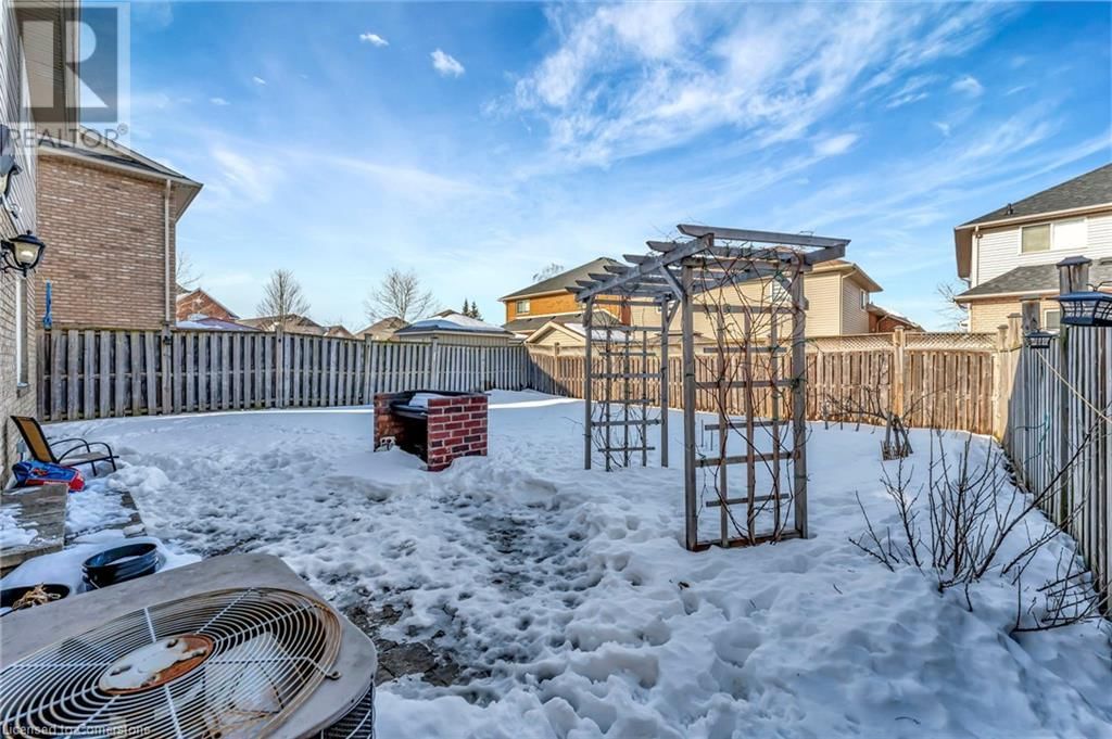 7 BOCELLI CRESCENT Image 34