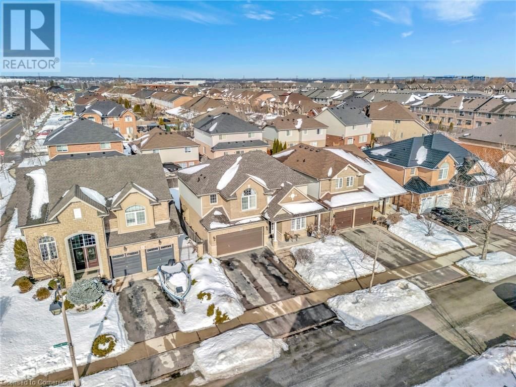 7 BOCELLI CRESCENT Image 35